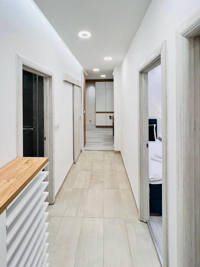 Vivio 2 Luxury Apartment Belgrado Esterno foto