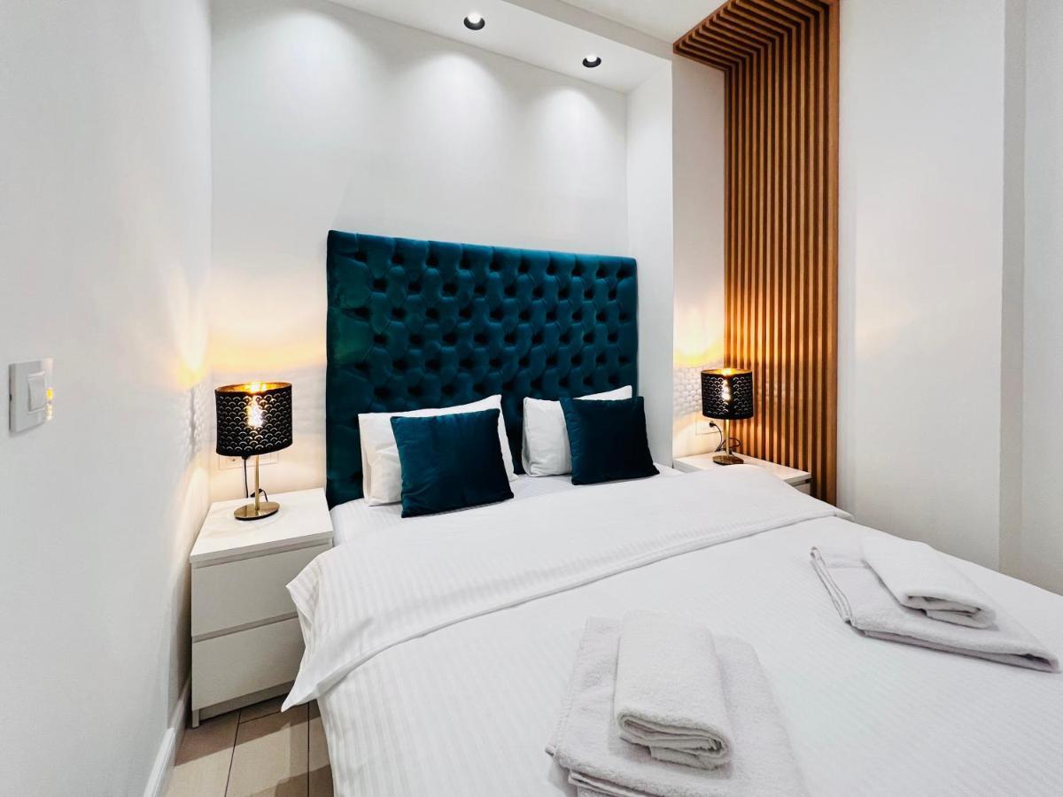 Vivio 2 Luxury Apartment Belgrado Esterno foto