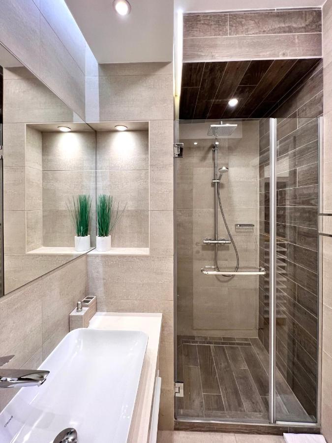 Vivio 2 Luxury Apartment Belgrado Esterno foto